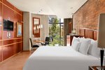 Deluxe Guest room, 1 King