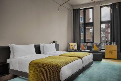 Twin/Twin Fabulous Bank Guest Room