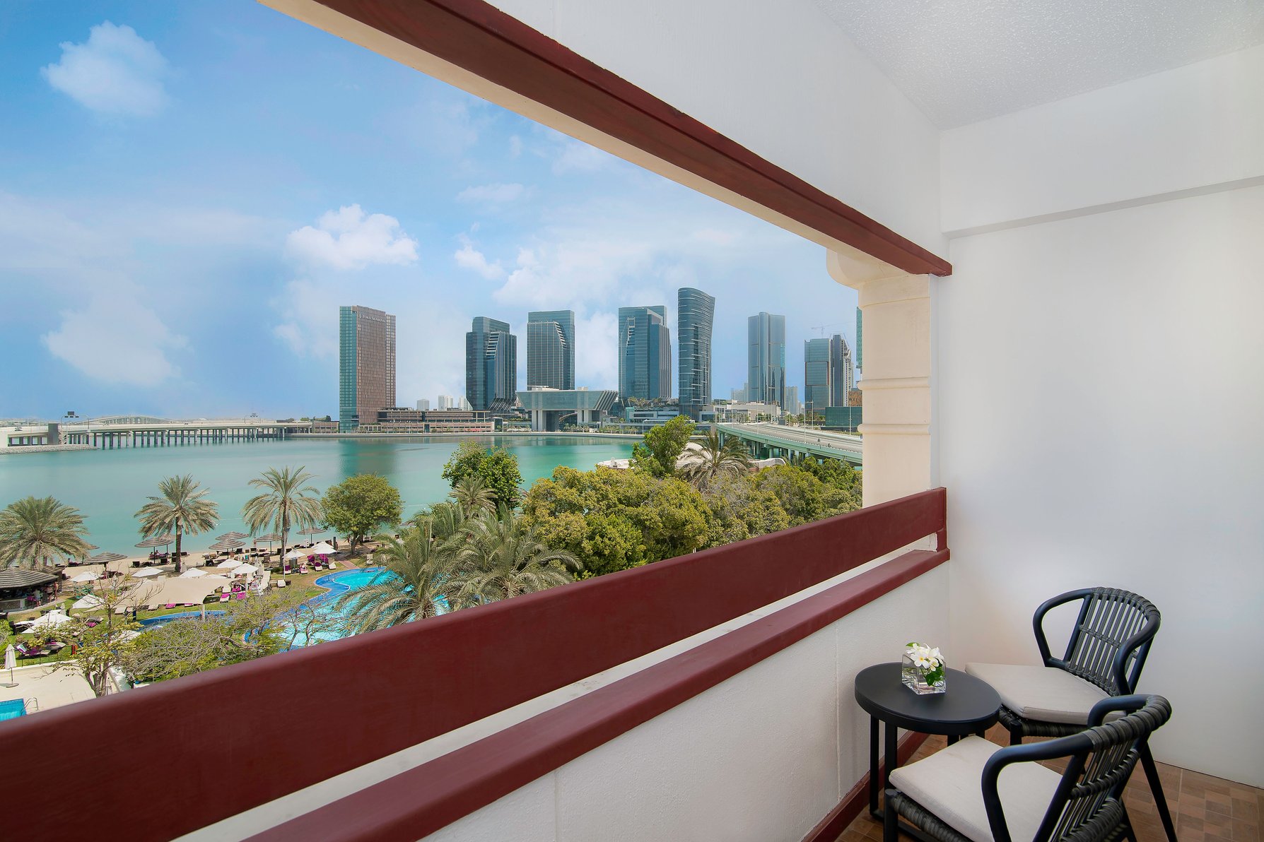 Le Meridien Abu Dhabi Resort Room Type - Deluxe Resort View Twin, Deluxe Guest room, 2 Twins, Resort view, Balcony