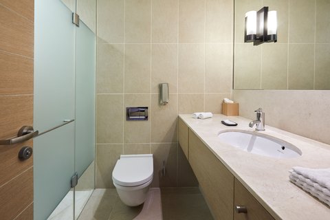 Suite Bathroom