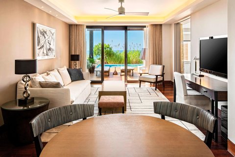 Ionian Exclusive Grand Infinity Sea Suites - Livin