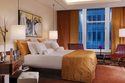 The Ritz-Carlton Penthouse - Master Bedroom