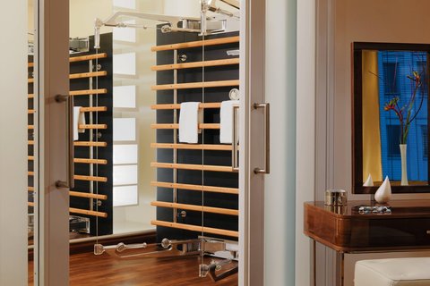 The Ritz-Carlton Penthouse - Fitness Area