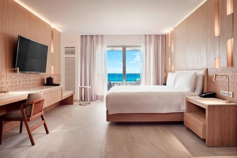 JW Suite - Bedroom