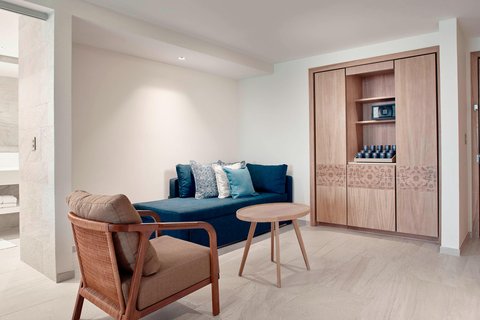 JW Suite - Living Room