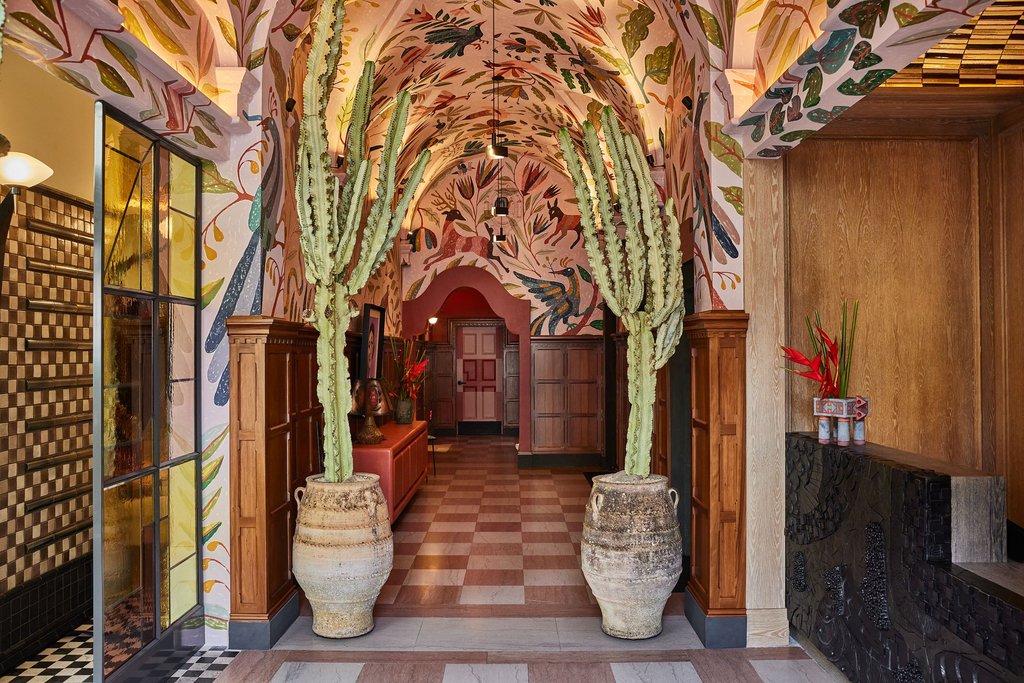 Guest photo