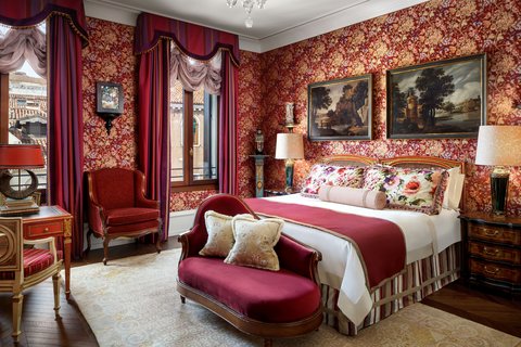 King The Ruskin Patron Grand Canal Suite
