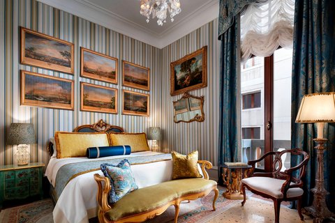 The Punta Della Dogana Patron Grand Canal Suite