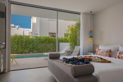Cozy King Guest Room with Pool