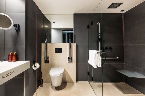 VIEMN Roooms Bathroom Accessible Midres