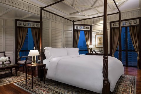 King Vimarn Siam Royal Theme Suite