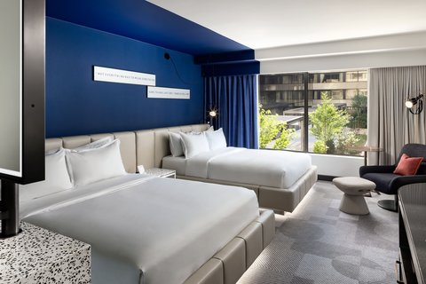 Standard Queens Guestroom