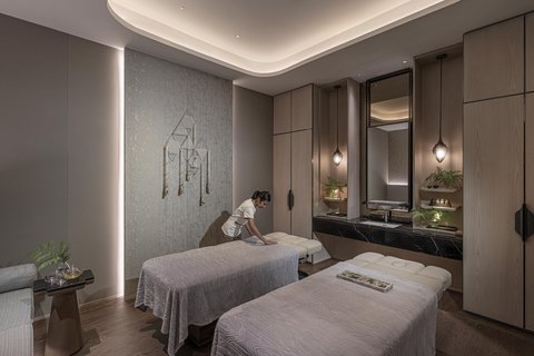 44. BPY Spa Treatment Room