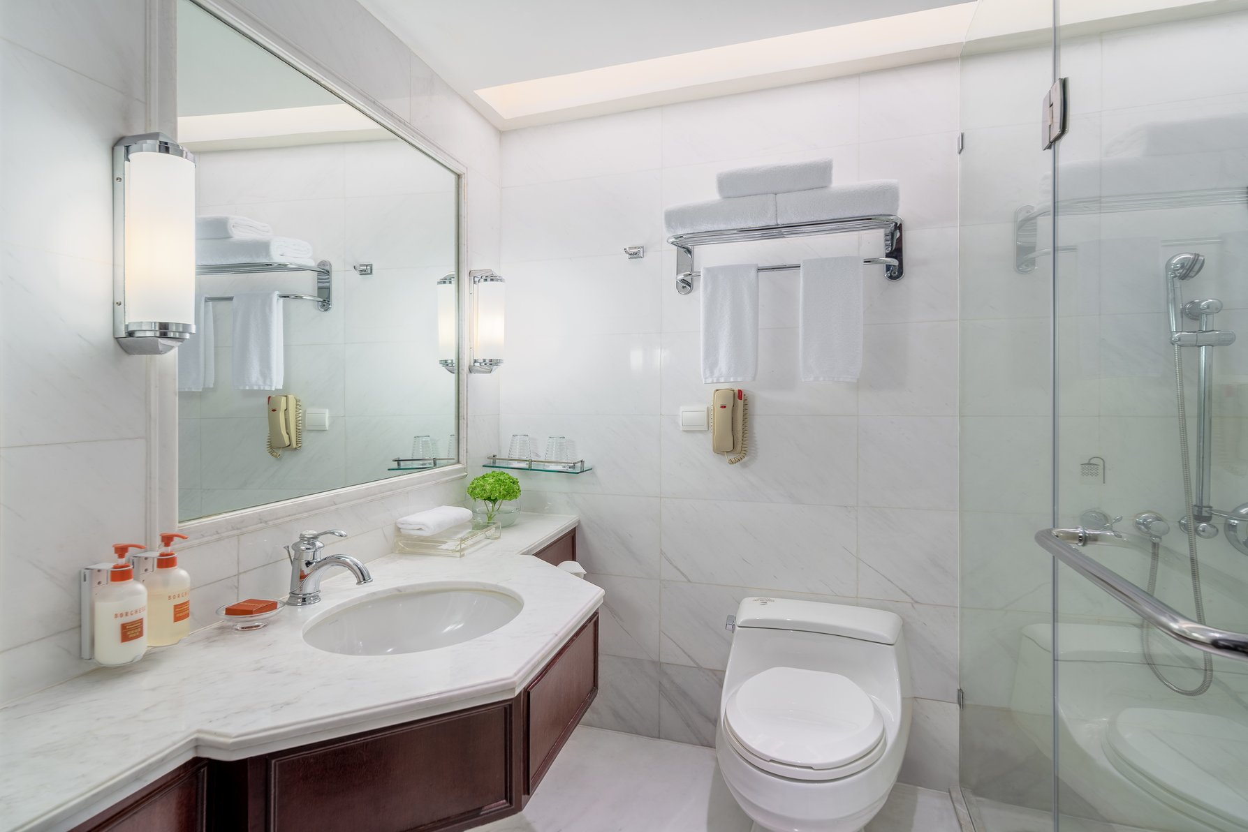 Crowne Plaza Hotel & Suites Landmark Shenzhen Room Type - 2 Twin Standard