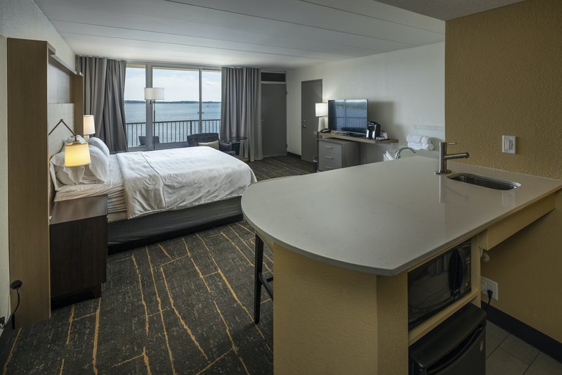 Holiday Inn Detroit Lakes