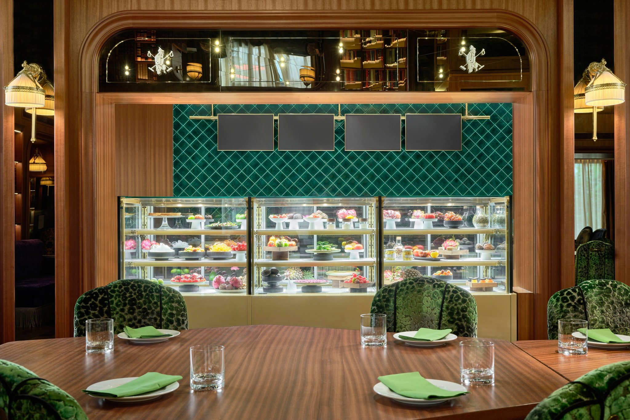 Maxwell Reserve Singapore, Autograph Collection