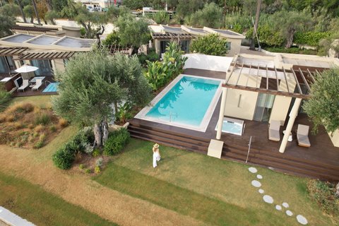 CFULC resort aerial view