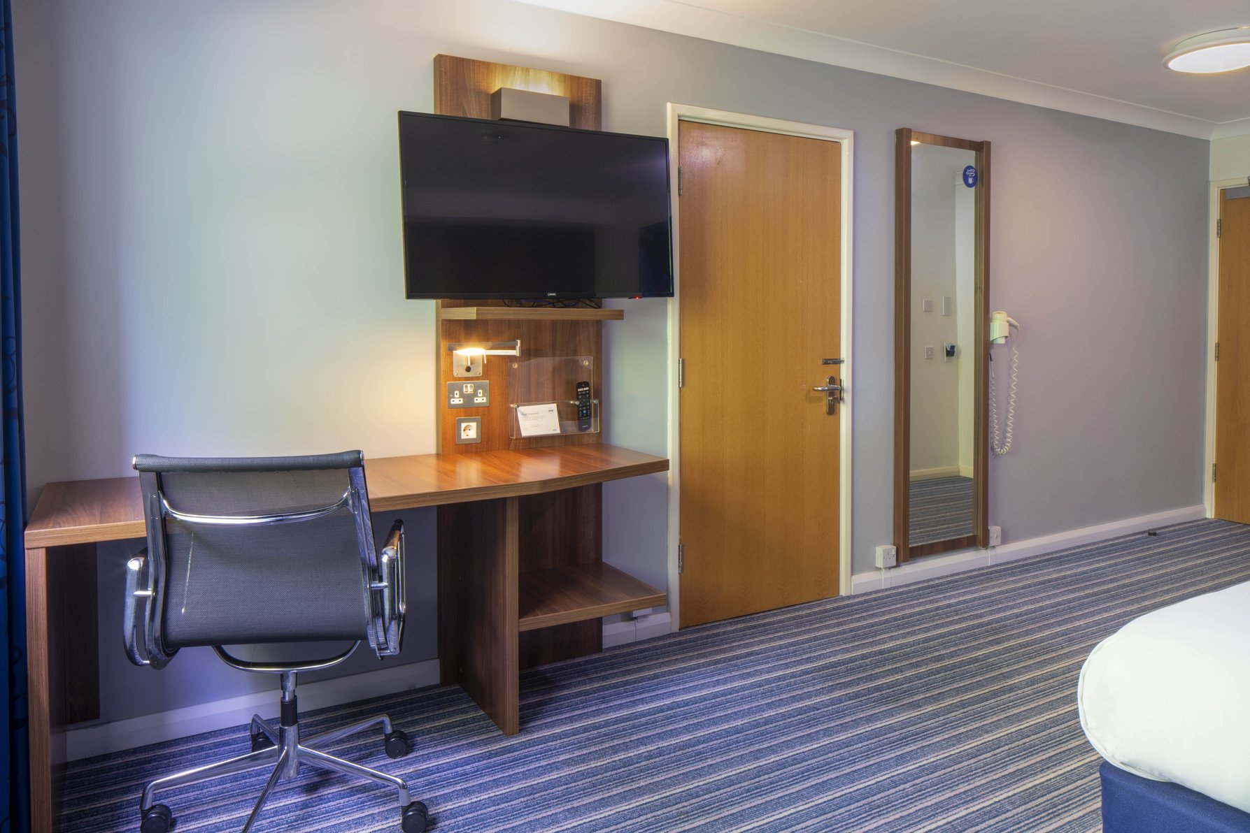 Holiday Inn Express York, an IHG Hotel Room Type - Standard Room with Free Hot Breakfast