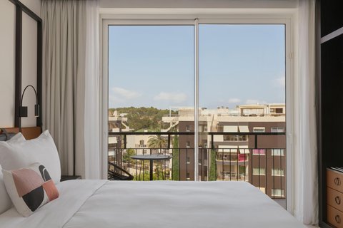 King Deluxe Rio Guest Room