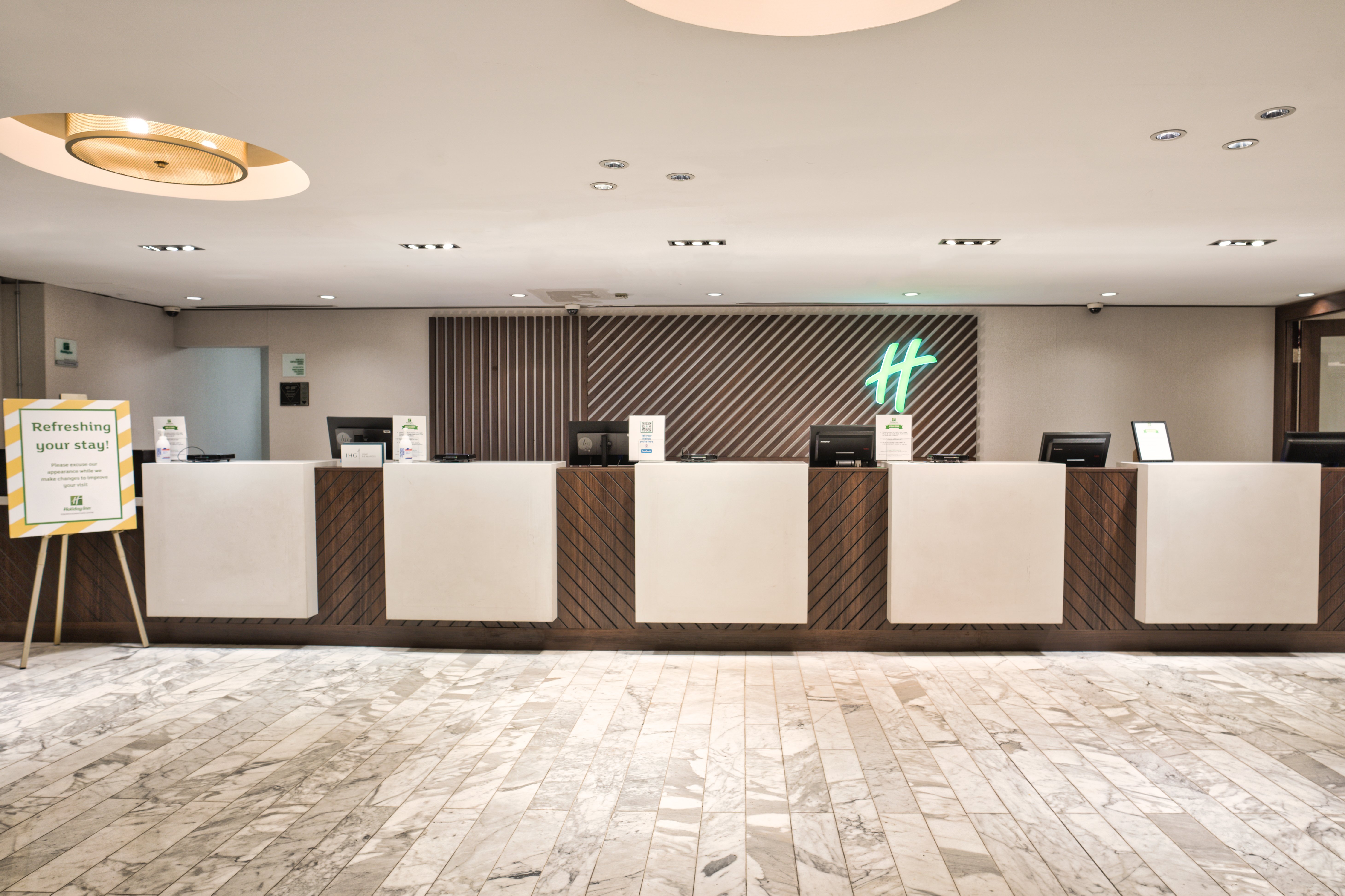 Holiday Inn Toronto Downtown Centre