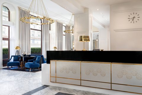 Concierge Desk