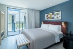 1 King 1 Bdrm Oversized Suite Balcony
