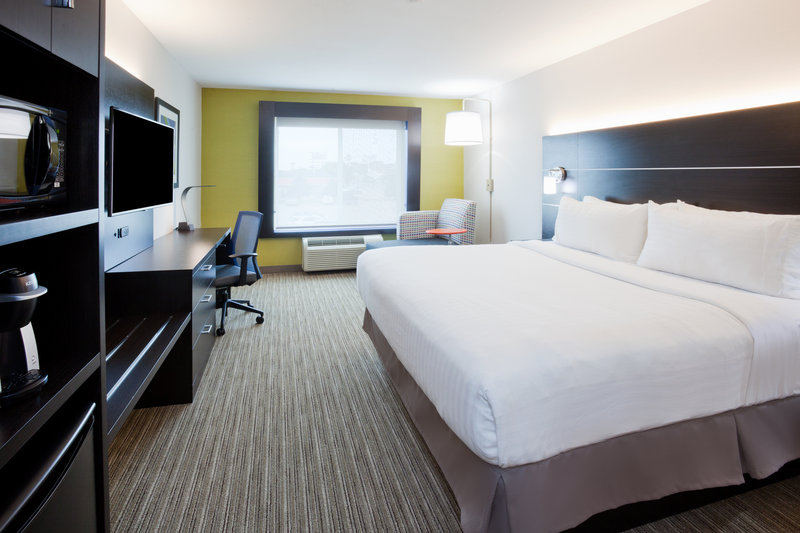 HOLIDAY INN EXP STES DEADWOOD