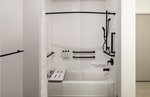 2 Queen Studio Suite Comm Mob Access Tub