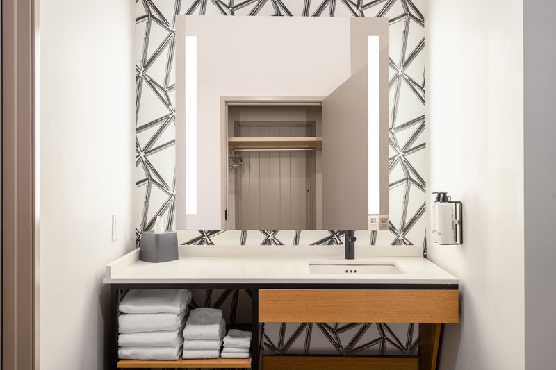 Atwell Suites Denver Airport – Tower Road