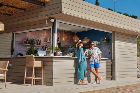 Beach Bar