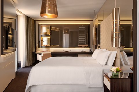 Prestige – Schlafzimmer mit Kingsize-Bett