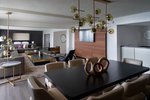 Peachtree Parlor Suite, Larger Suite, 1 King Murphy