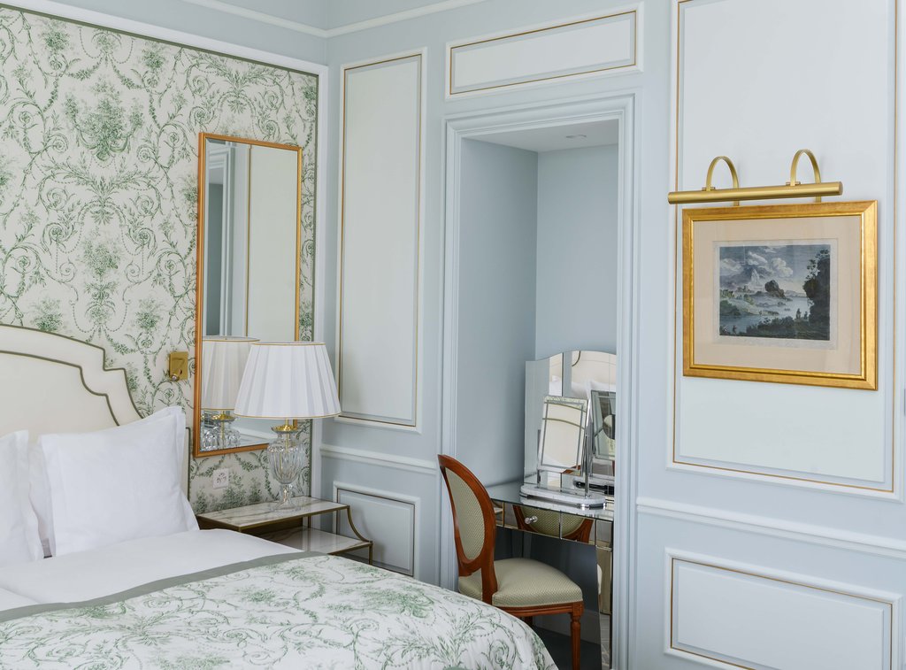 Guest photo