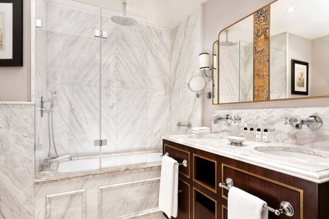Grand Suite - Bathroom