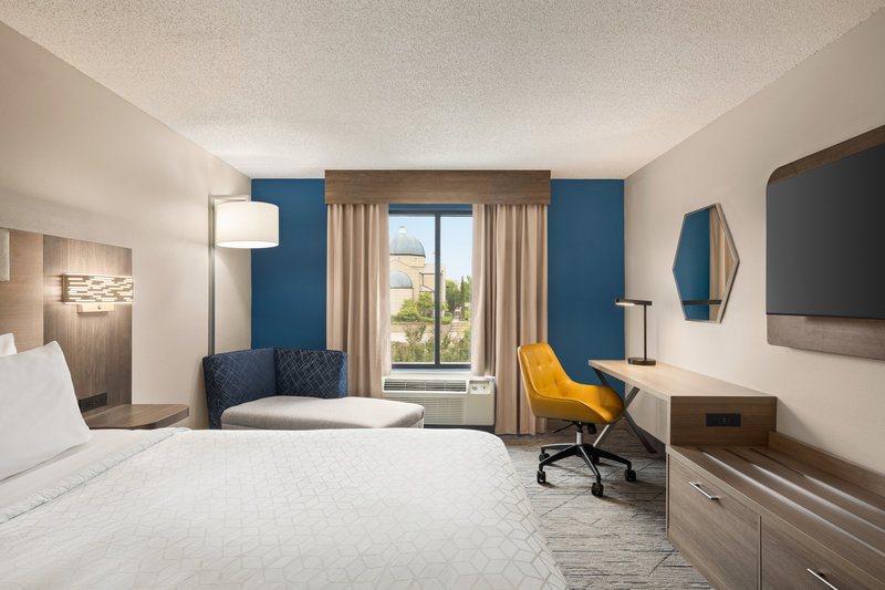 HOLIDAY INN EXP STE DOWNTOWN