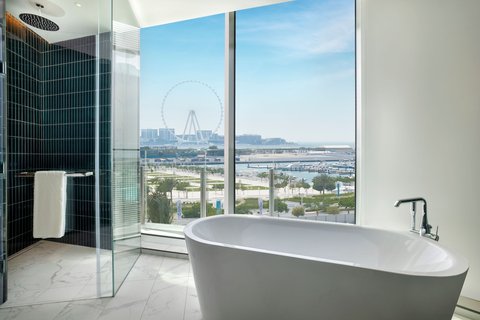 Bath | King | Sea Facing | Corner Room