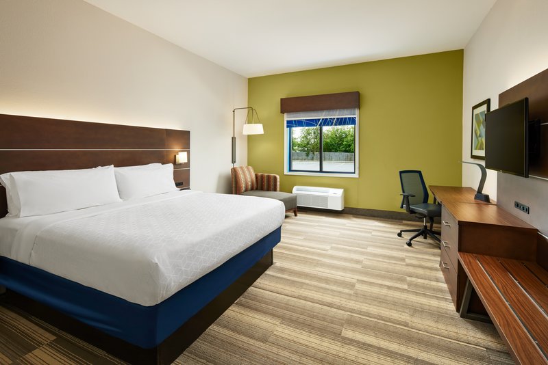 HOLIDAY INN EXP STES TYNDALL