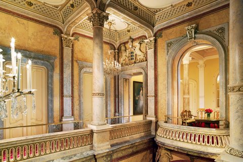 Belle Etage