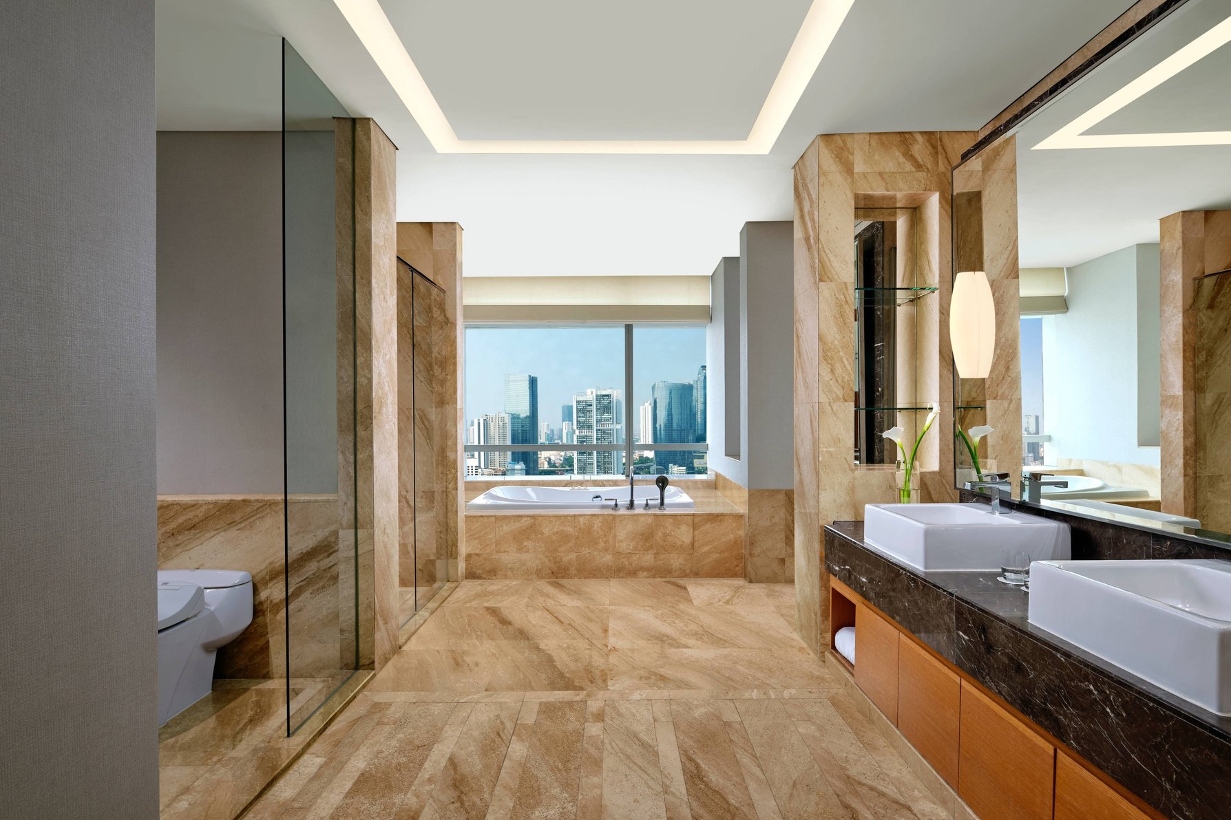 The Ritz-Carlton Jakarta, Pacific Place Room Type - Mayfair Suite, Club lounge access, Suite, 1 King, City view, Corner room