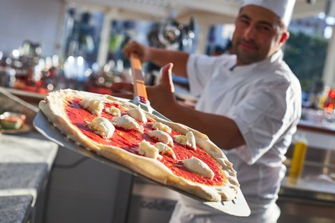 Authentic Napoletana Pizza at Lubelli