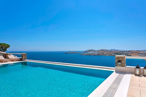 Presidential Villa Diamond Pool