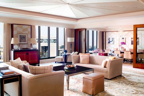 Royal Suites Living Room