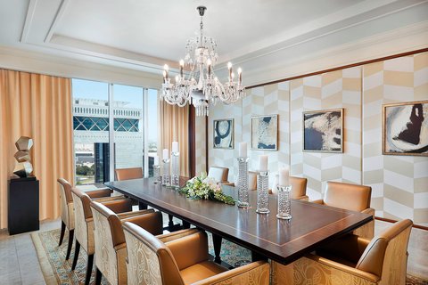 Dining Room in the Royal Suite