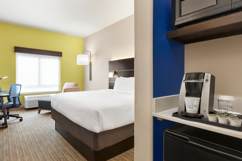 HOLIDAY INN EXP San Antonio