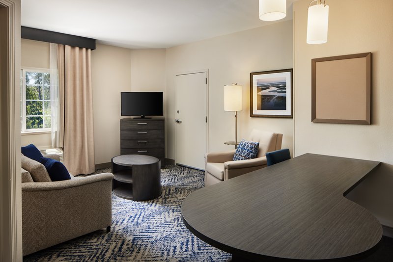 CANDLEWOOD SUITES NORTHWOODS