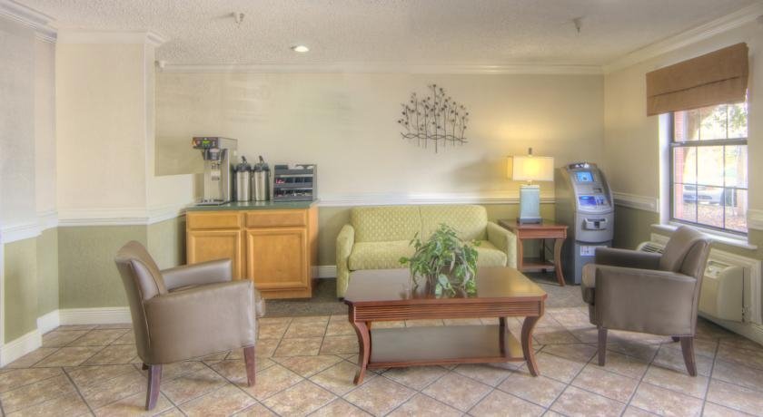 InTown Suites Orlando UCF