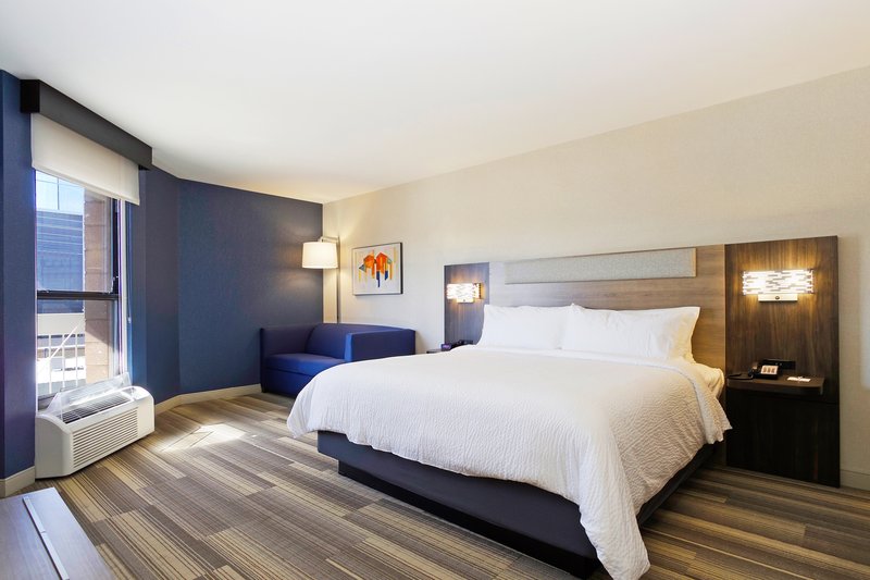 Holiday Inn Express and Suites Phoenix-Tempe