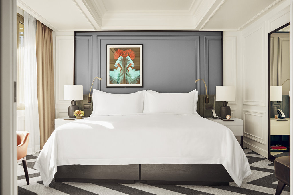Guest photo