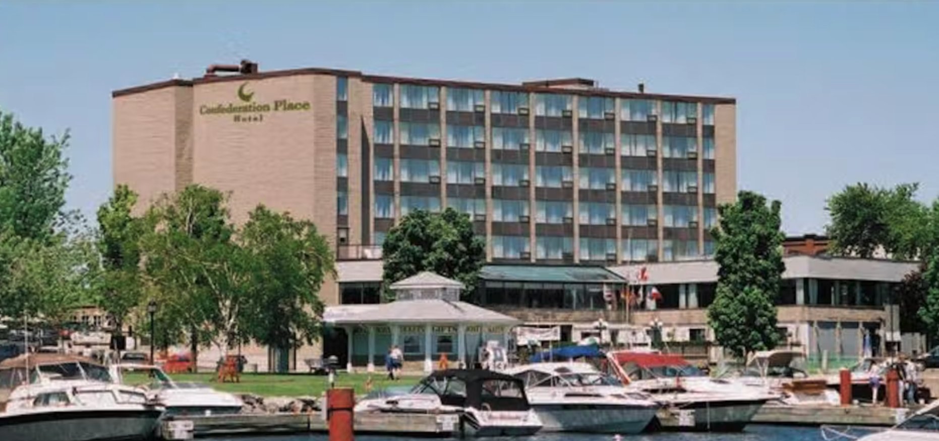 Confederation Place Hotel