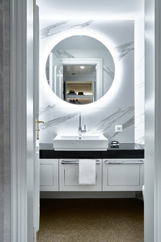 Grand Suite, Bathroom